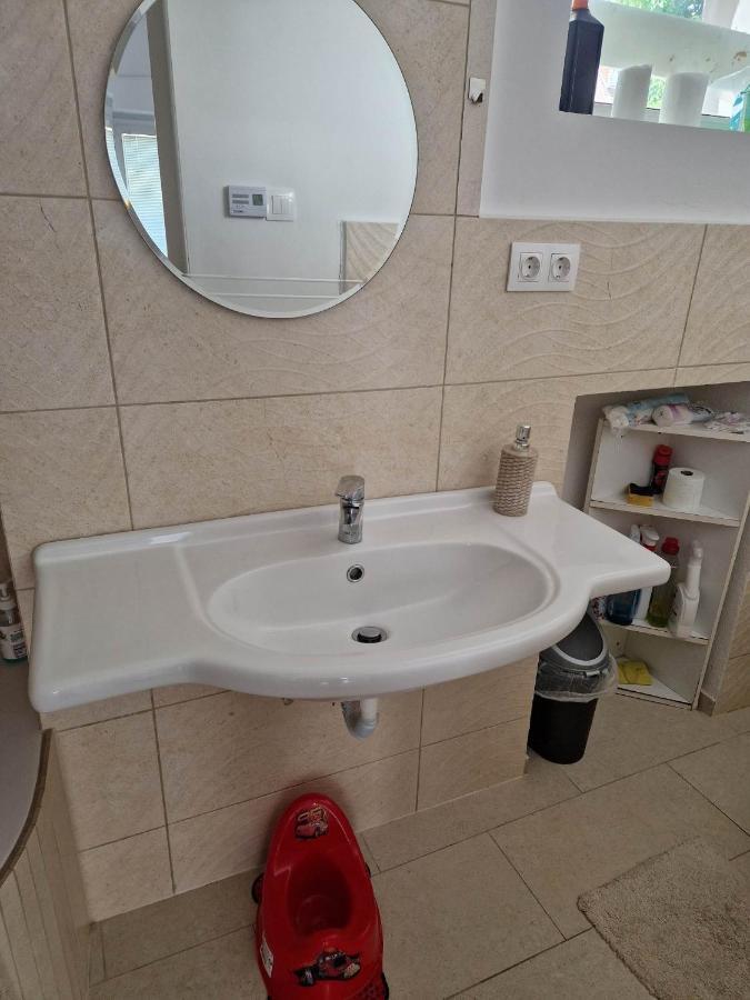 Tifani Apartman 케츨리 외부 사진